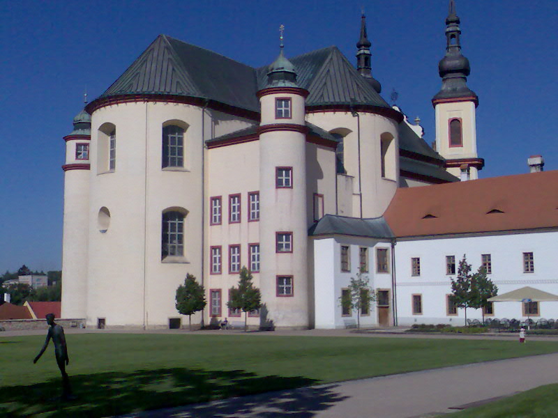 Kostel1